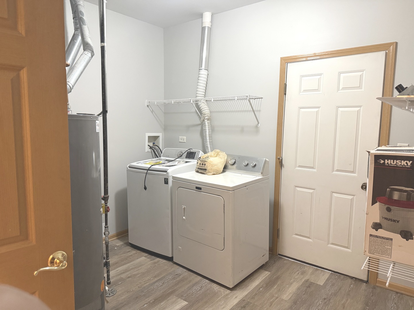 810 Woodewind Drive #810, Naperville, IL 60563