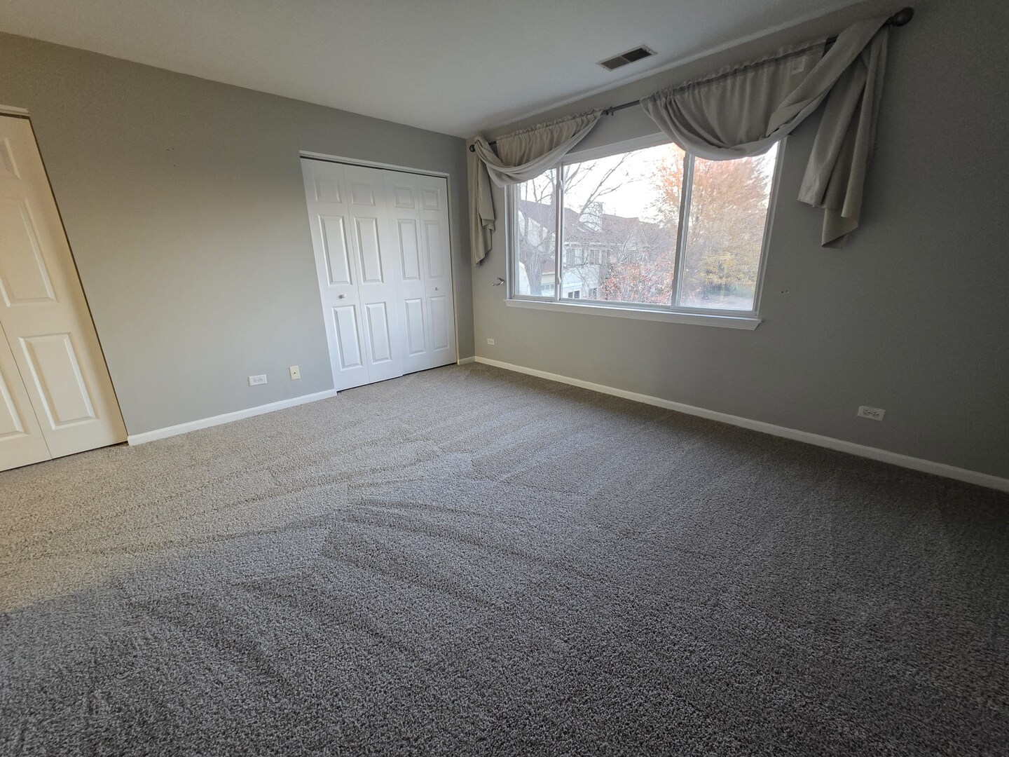 3076 Kentshire Circle #3076, Naperville, IL 60564