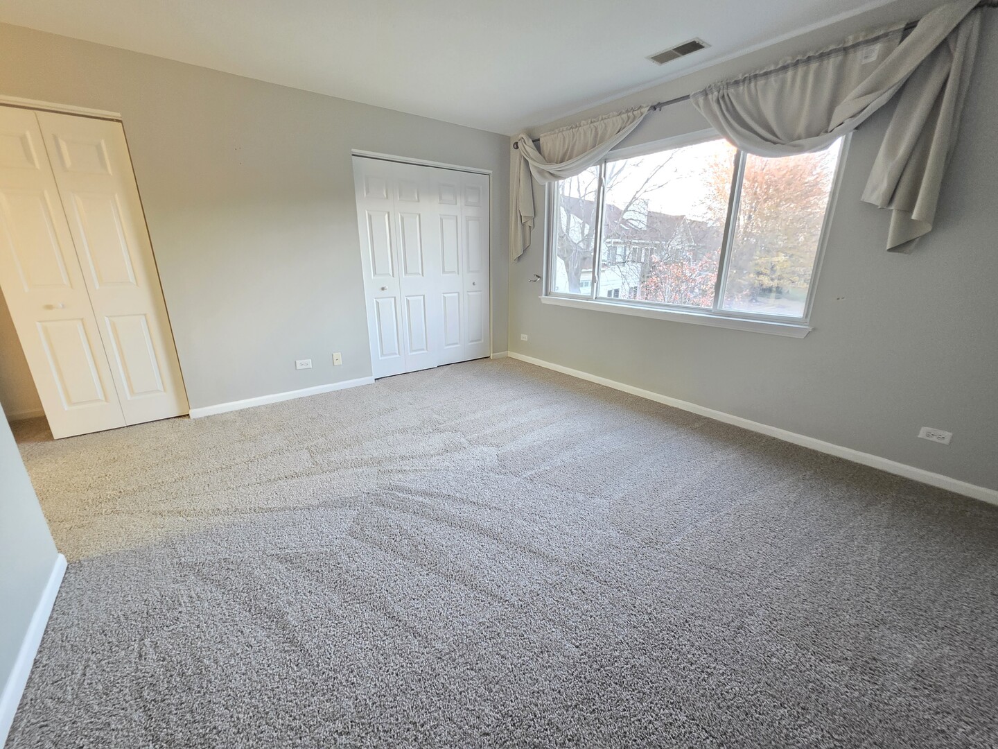 3076 Kentshire Circle #3076, Naperville, IL 60564