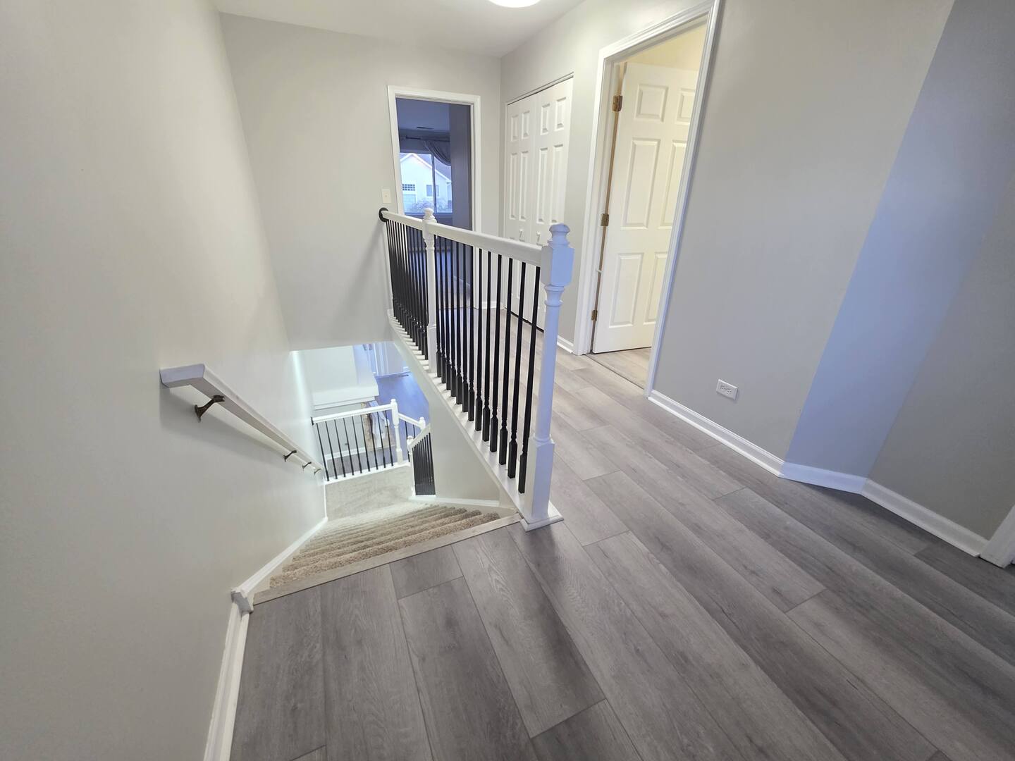 3076 Kentshire Circle #3076, Naperville, IL 60564