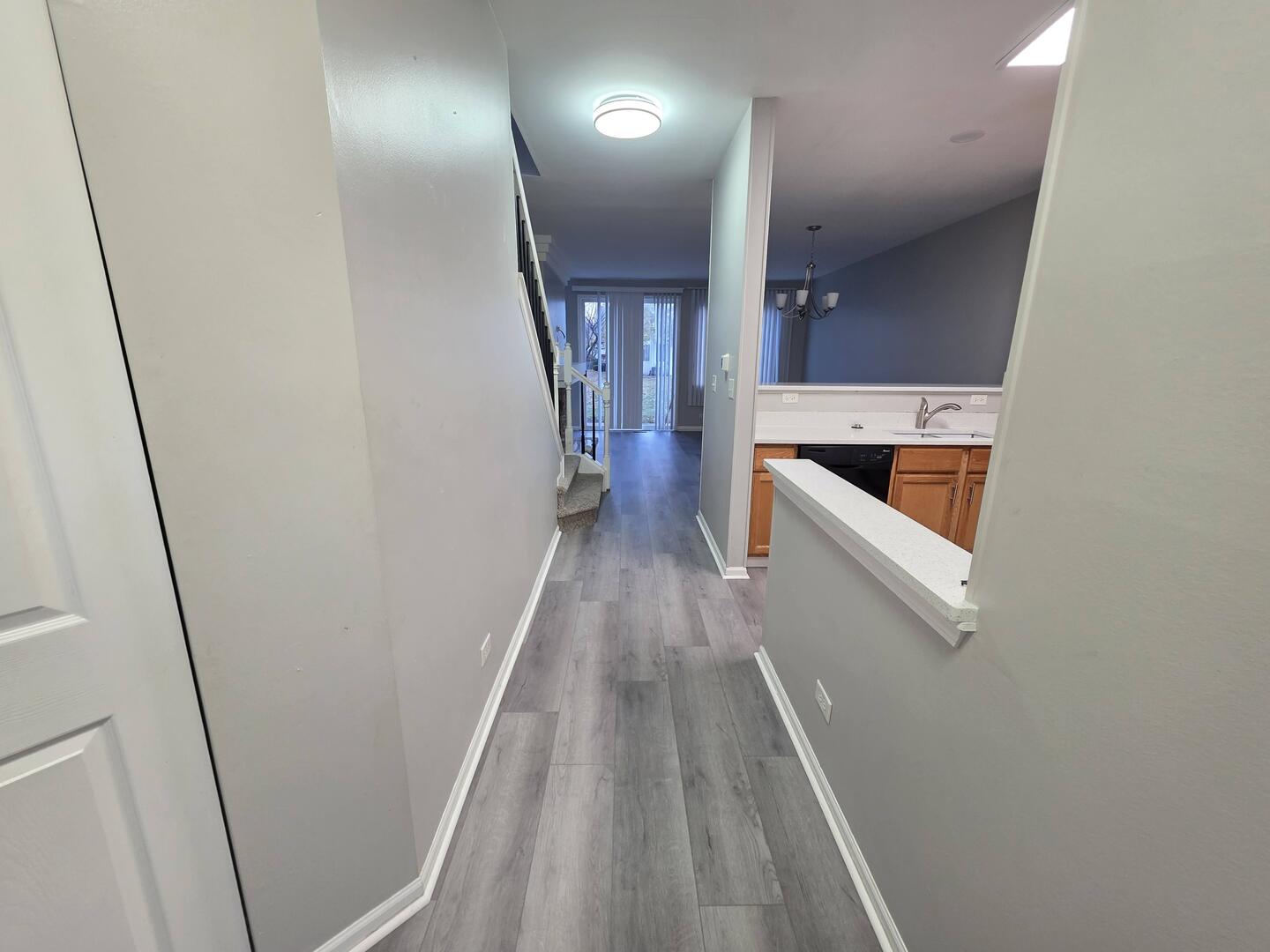 3076 Kentshire Circle #3076, Naperville, IL 60564