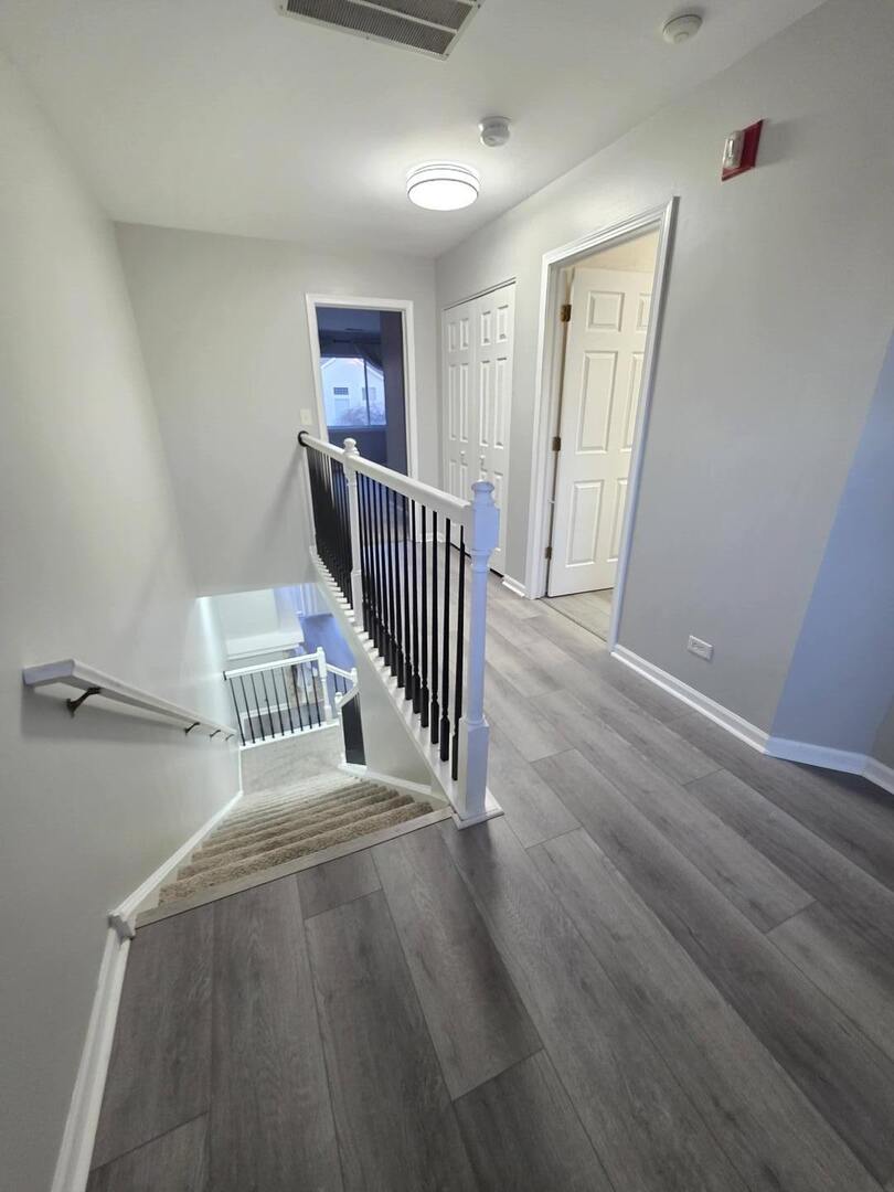 3076 Kentshire Circle #3076, Naperville, IL 60564