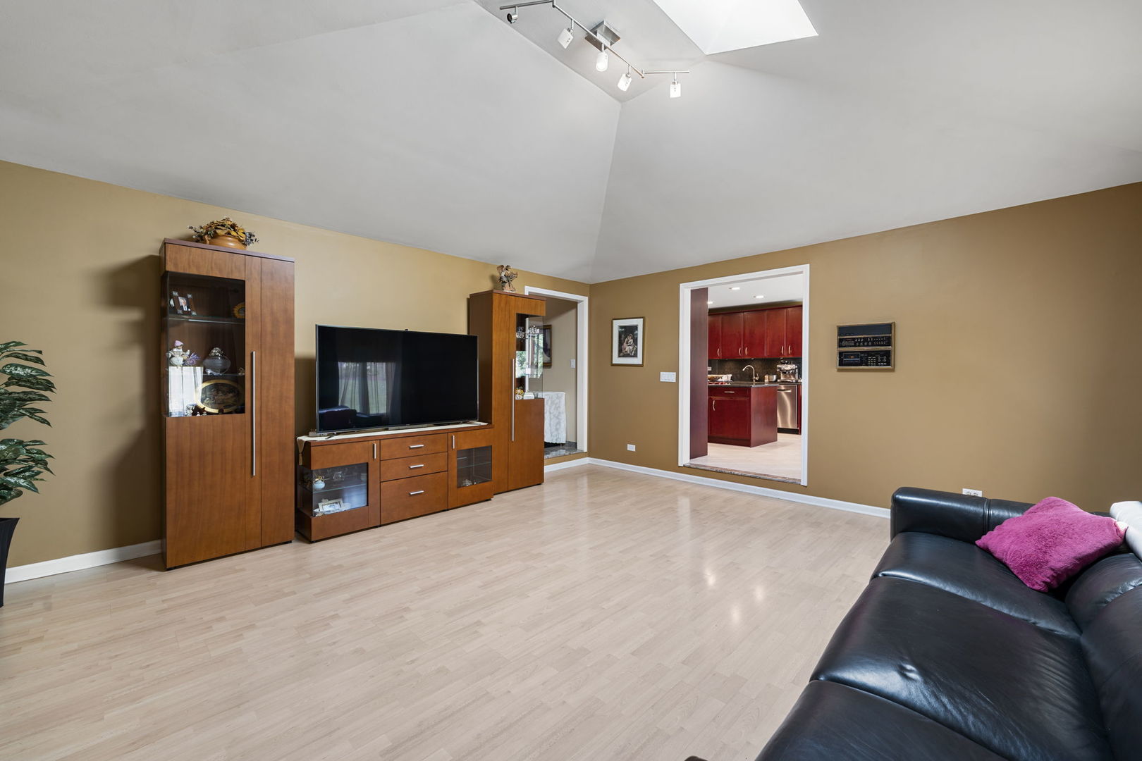 1520 Grove Drive, Addison, IL 60101