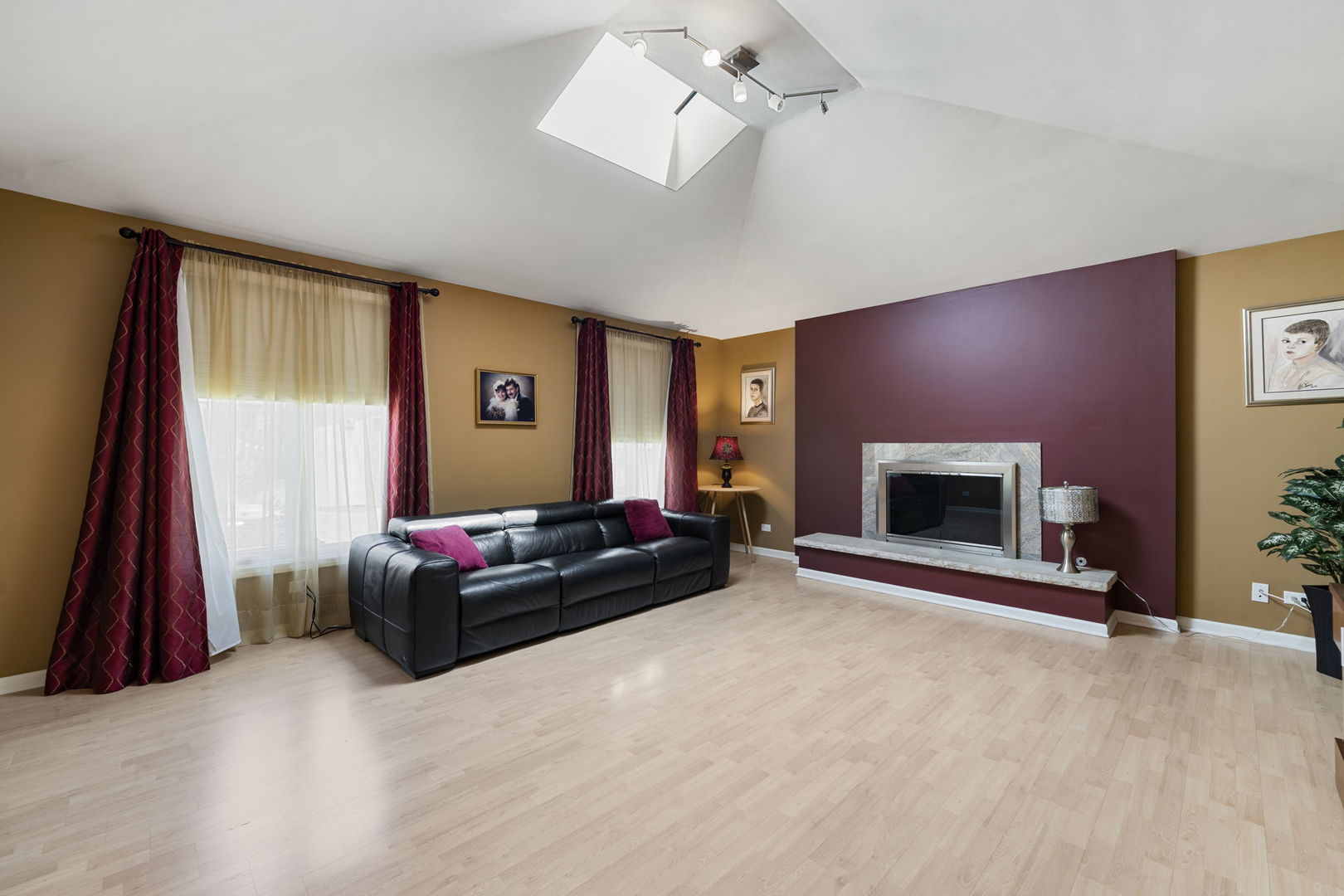 1520 Grove Drive, Addison, IL 60101