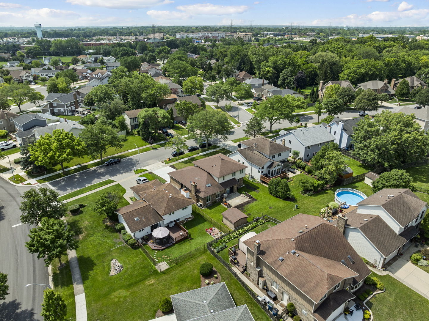 1520 Grove Drive, Addison, IL 60101