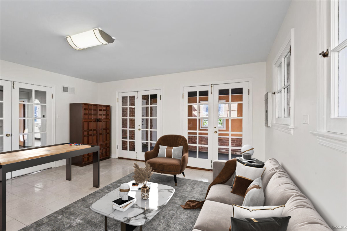 9524 S Francisco Avenue, Evergreen Park, IL 60805