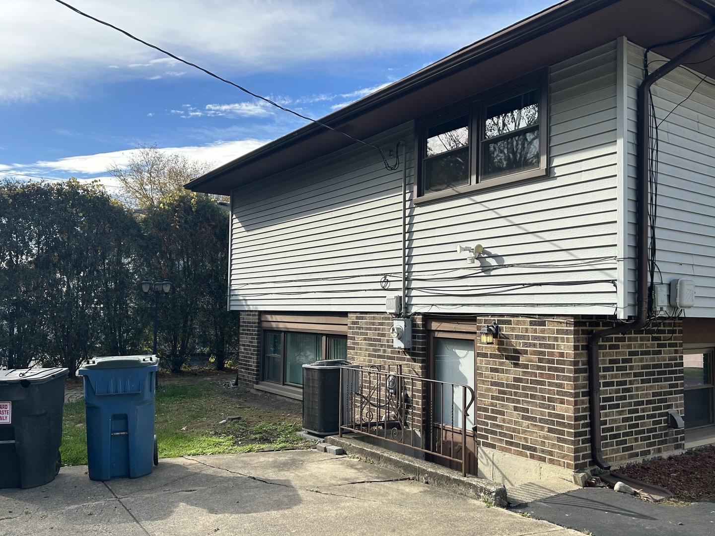 14137 Kilpatrick Avenue, Crestwood, IL 60418