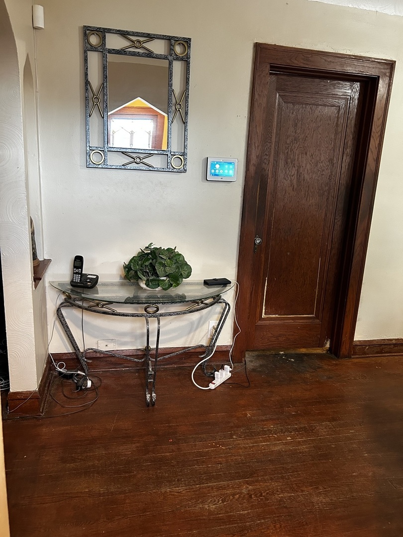 1034 W 104th Place, Chicago, IL 60643