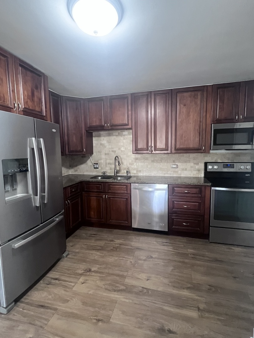 2427 Ogden Avenue #3, Downers Grove, IL 60515