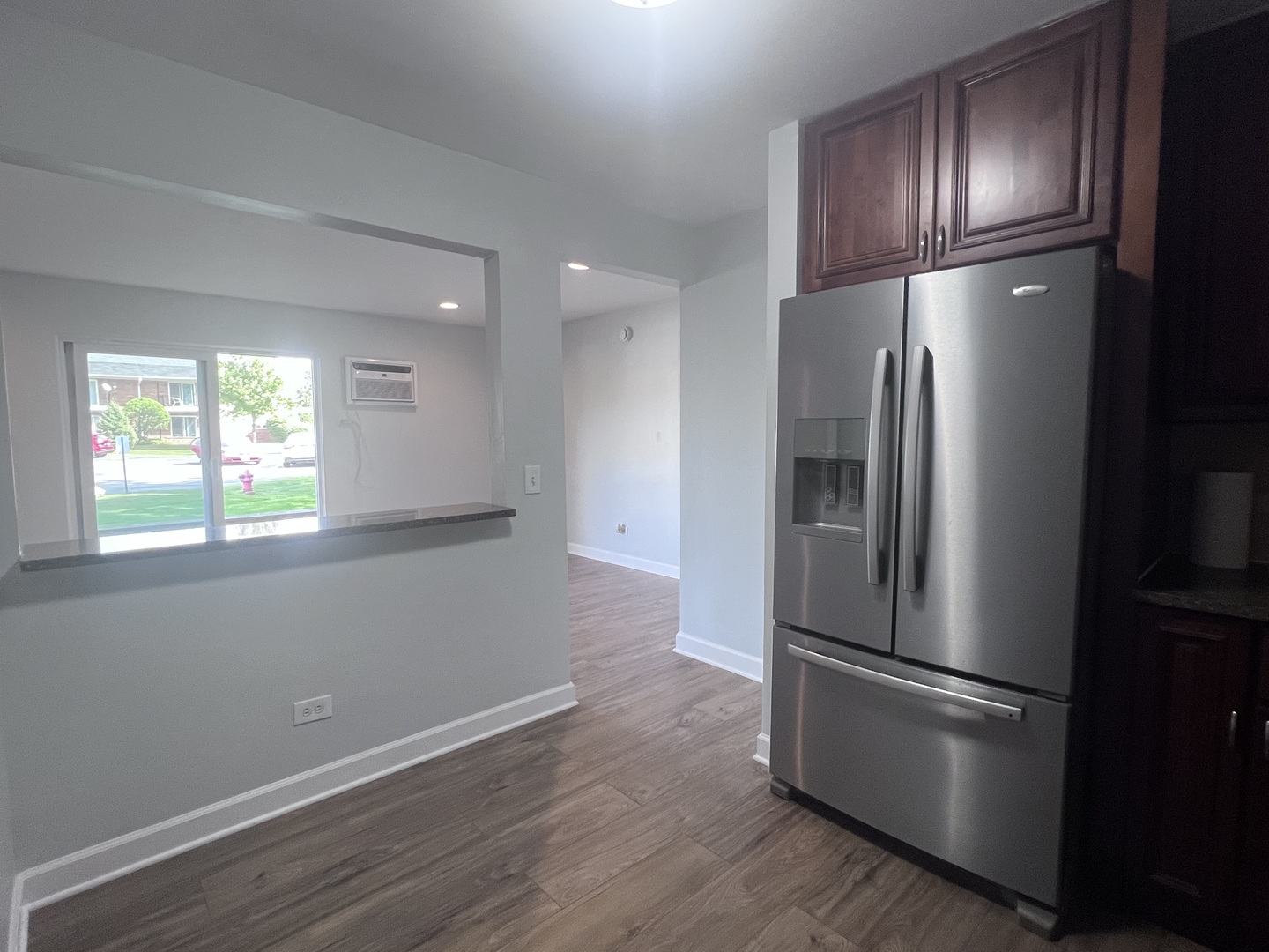 2427 Ogden Avenue #3, Downers Grove, IL 60515