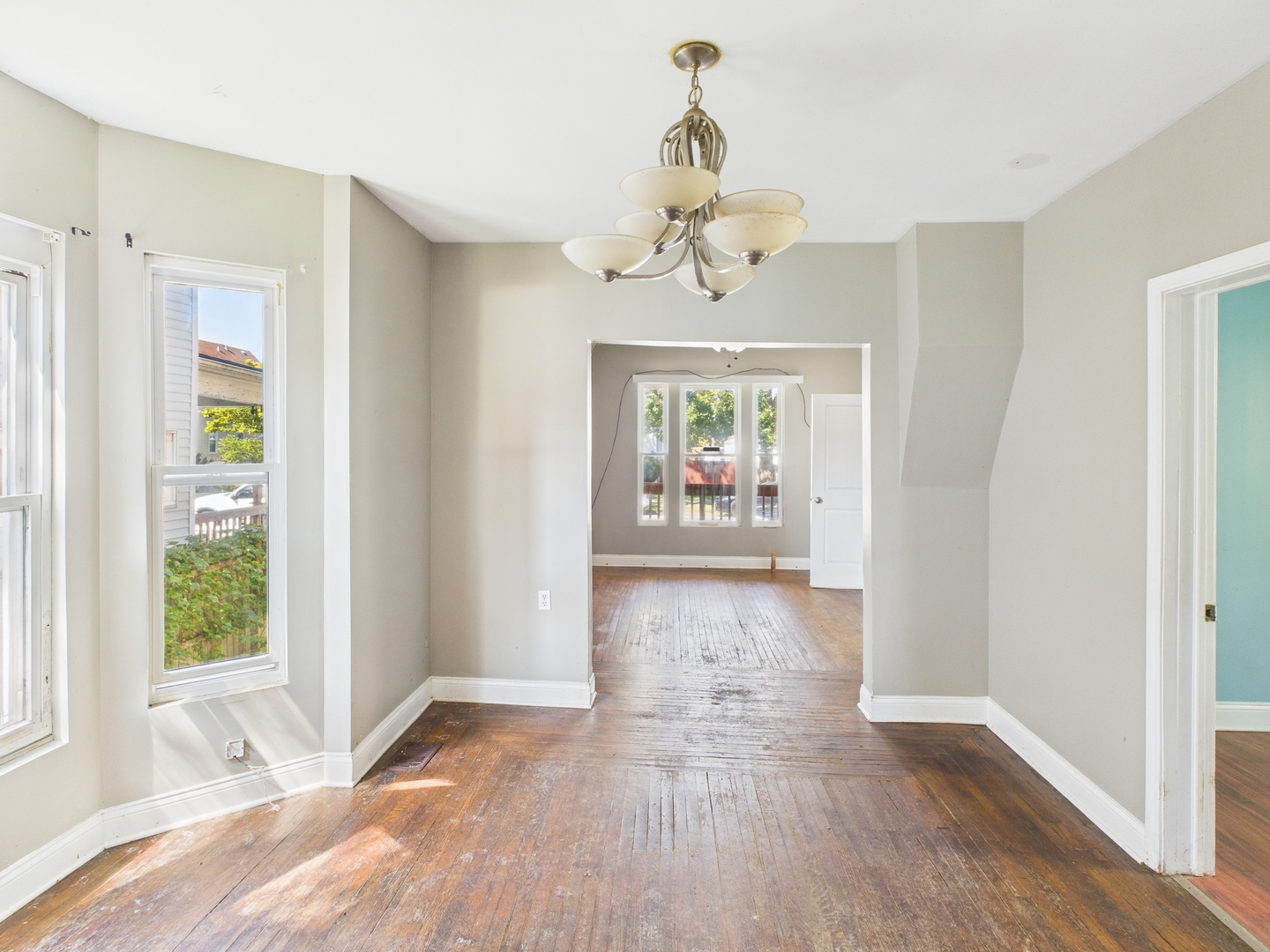 3411 W 63rd Place, Chicago, IL 60629