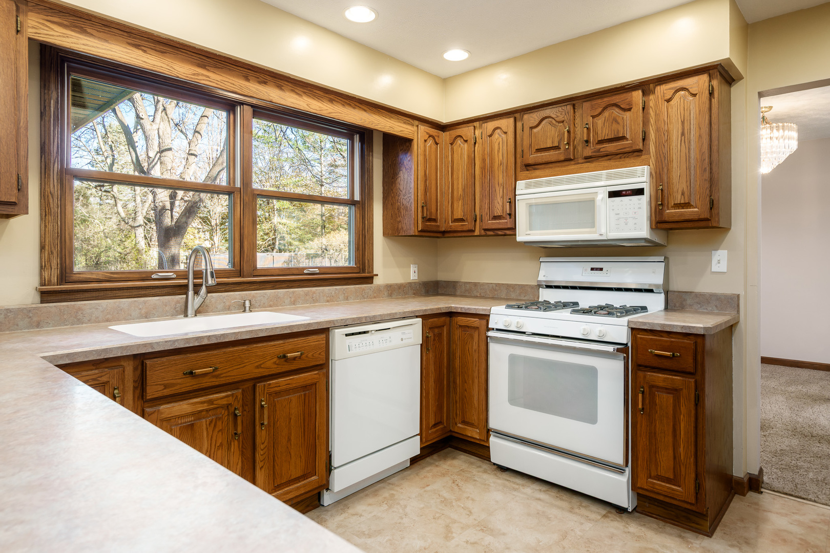 6622 Buckhorn Trail, Loves Park, IL 61111