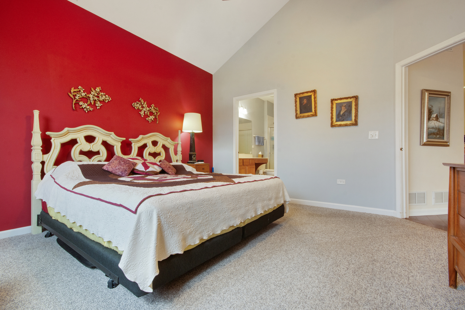 619 Schumann Street, Woodstock, IL 60098