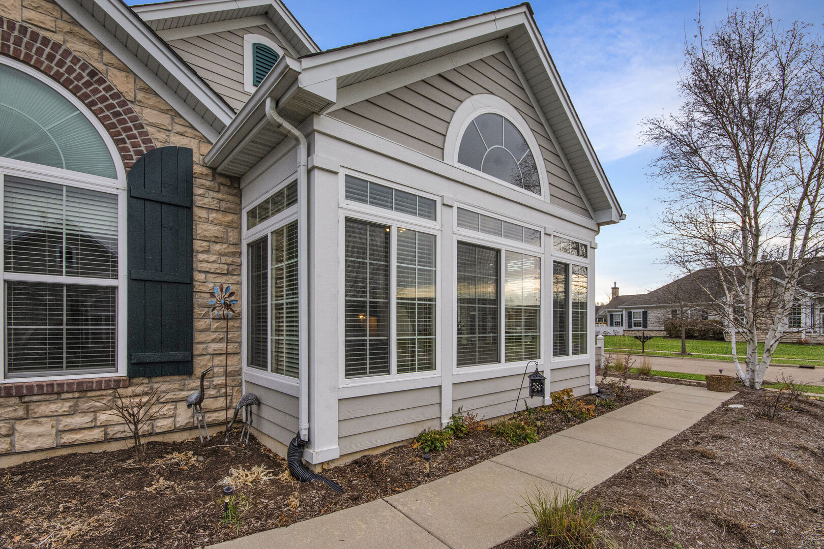 619 Schumann Street, Woodstock, IL 60098