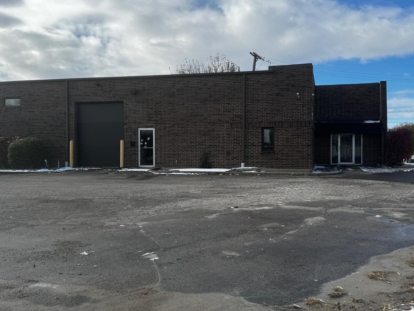 8721 Industrial Drive, Justice, IL 60458