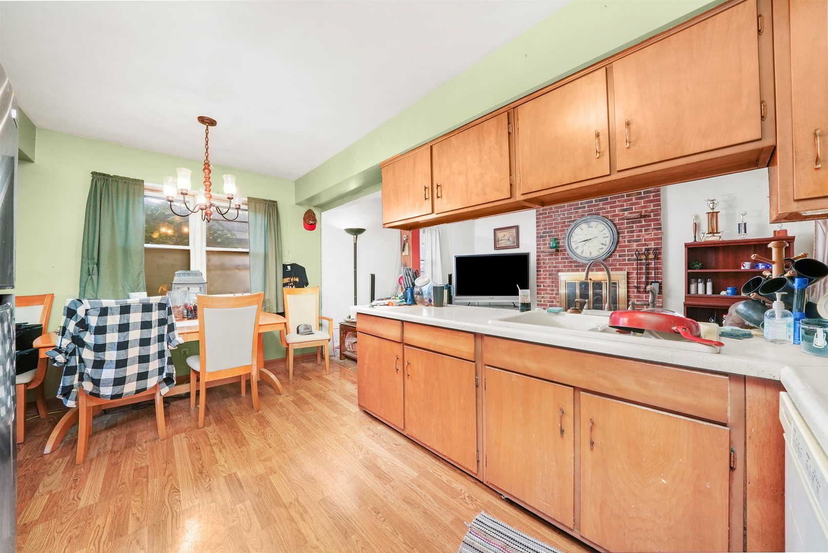 3025 Victoria Avenue, McHenry, IL 60050