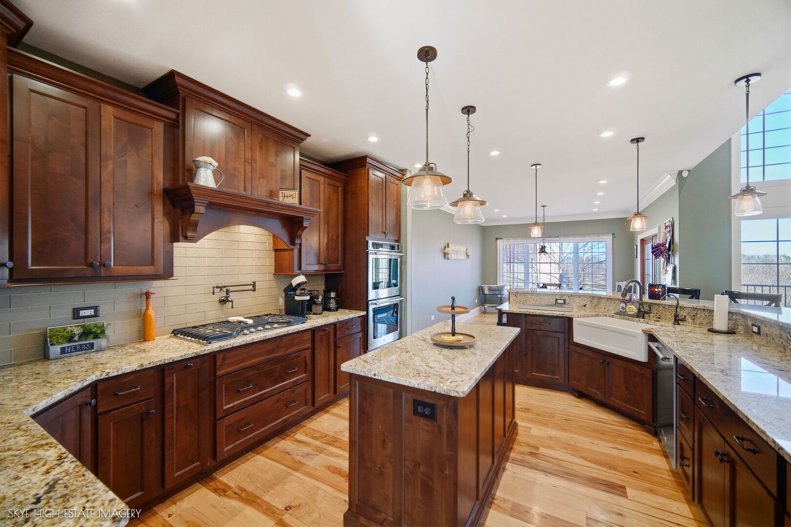 20643 Michigan Island Court, Frankfort, IL 60423