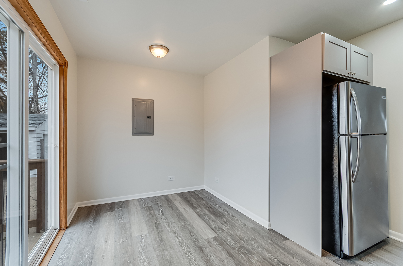 2414 Emlong Street, Joliet, IL 60435