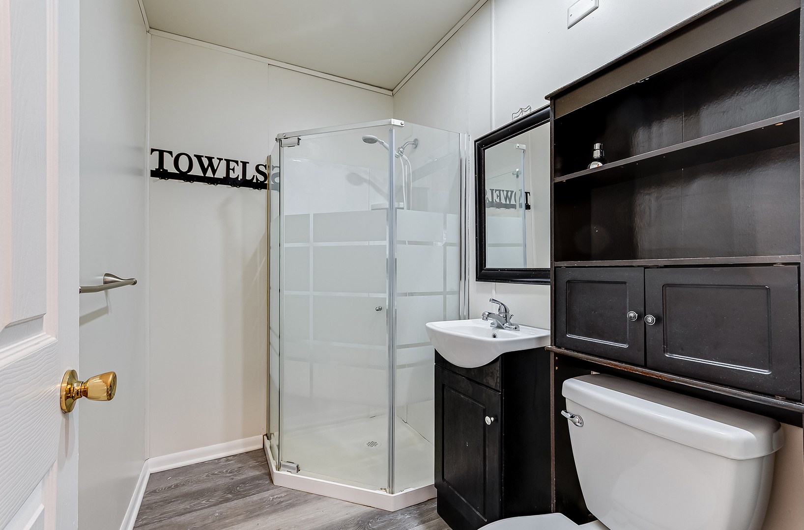 2414 Emlong Street, Joliet, IL 60435