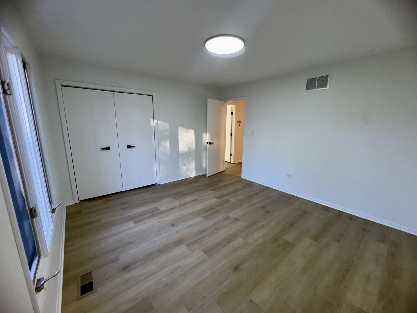 806 Wildwood Court, Oak Brook, IL 60523