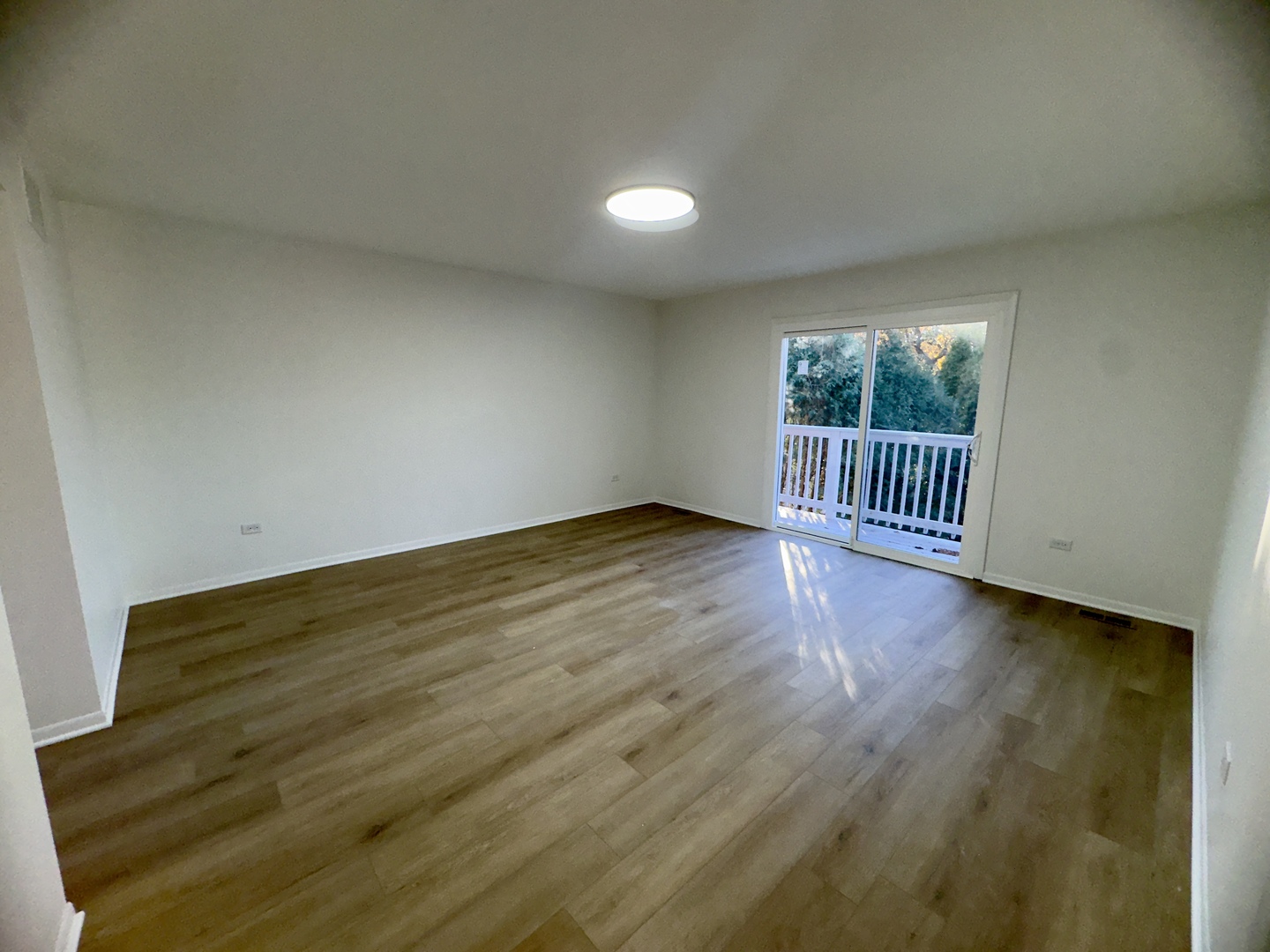 806 Wildwood Court, Oak Brook, IL 60523