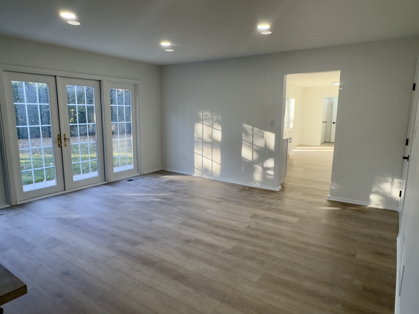 806 Wildwood Court, Oak Brook, IL 60523