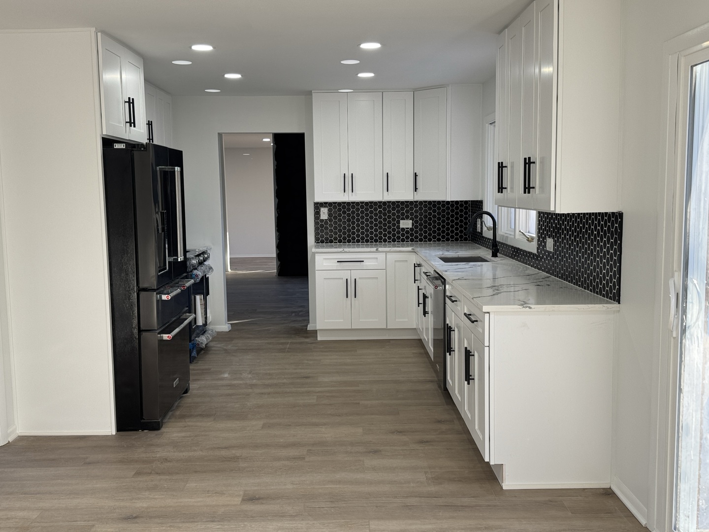 806 Wildwood Court, Oak Brook, IL 60523