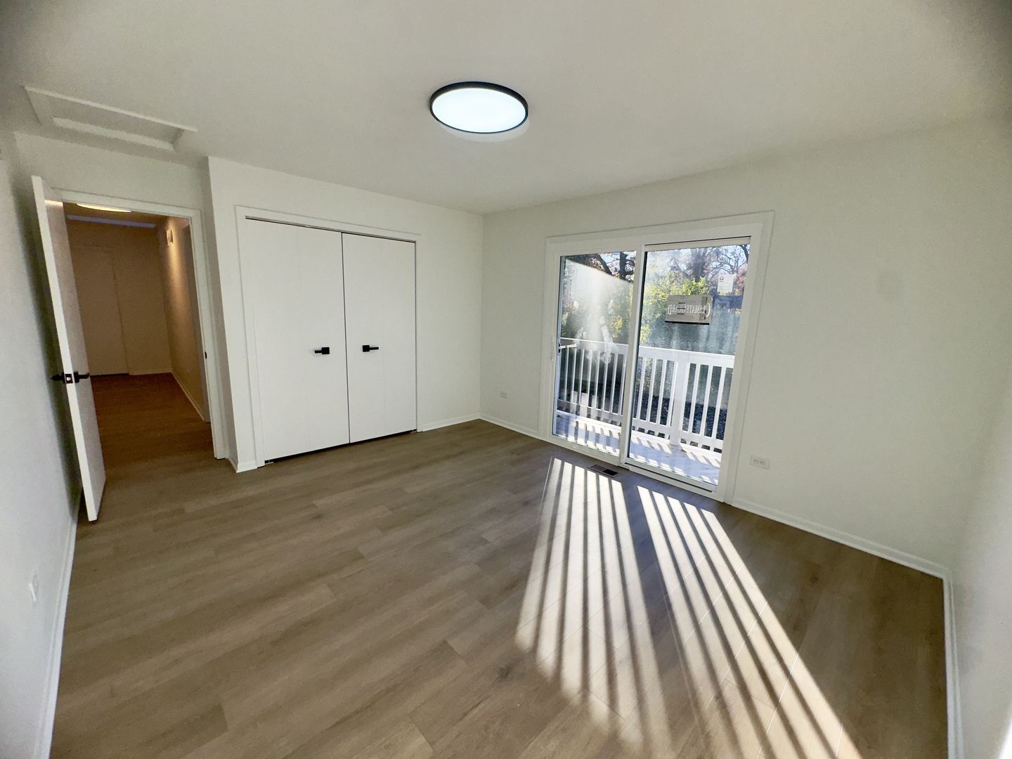 806 Wildwood Court, Oak Brook, IL 60523