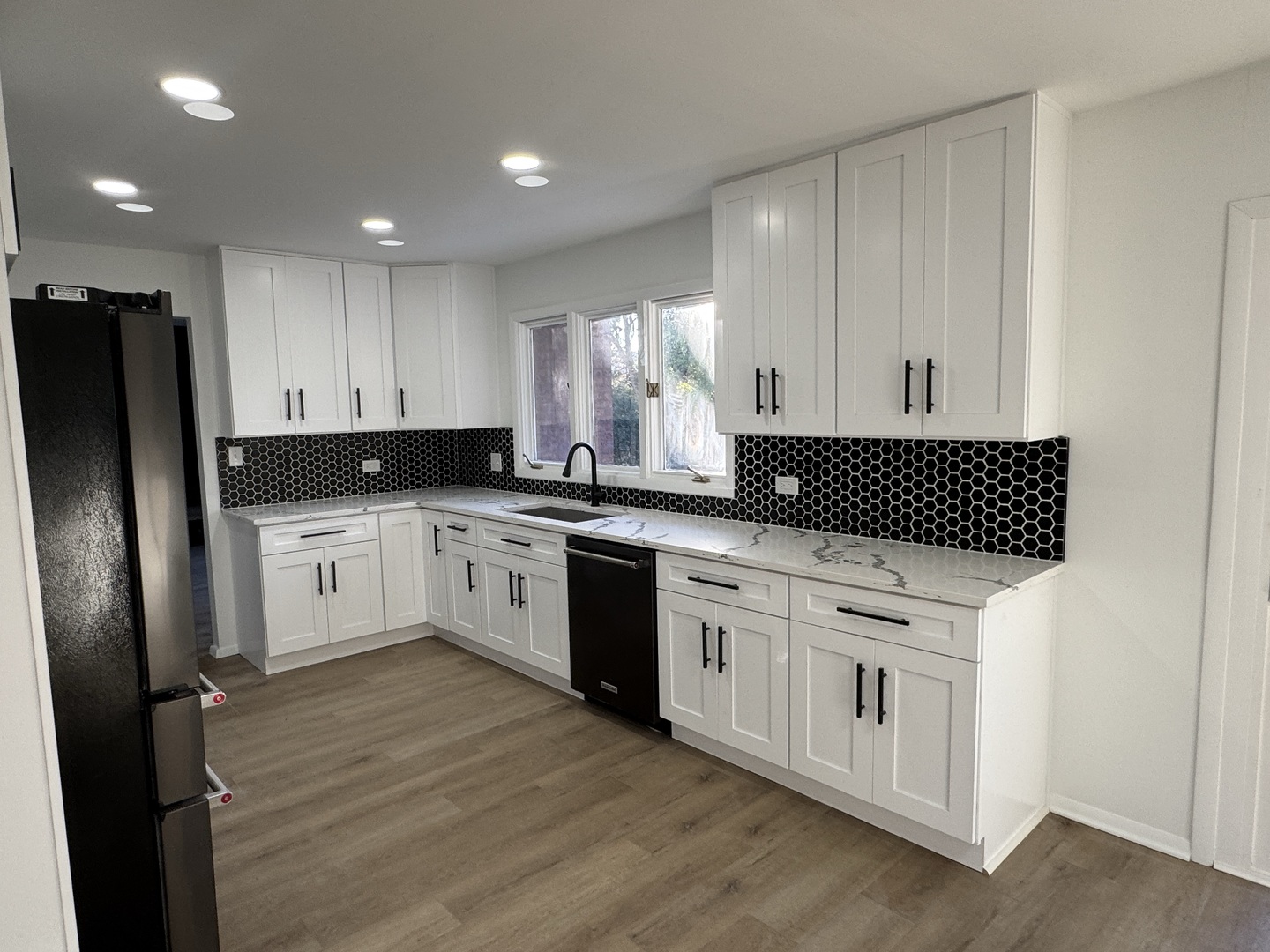 806 Wildwood Court, Oak Brook, IL 60523