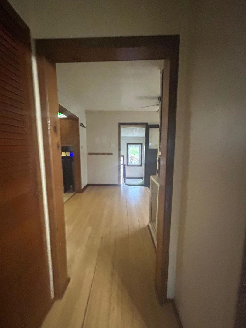 25w479 Lake Street, Keeneyville, IL 60172