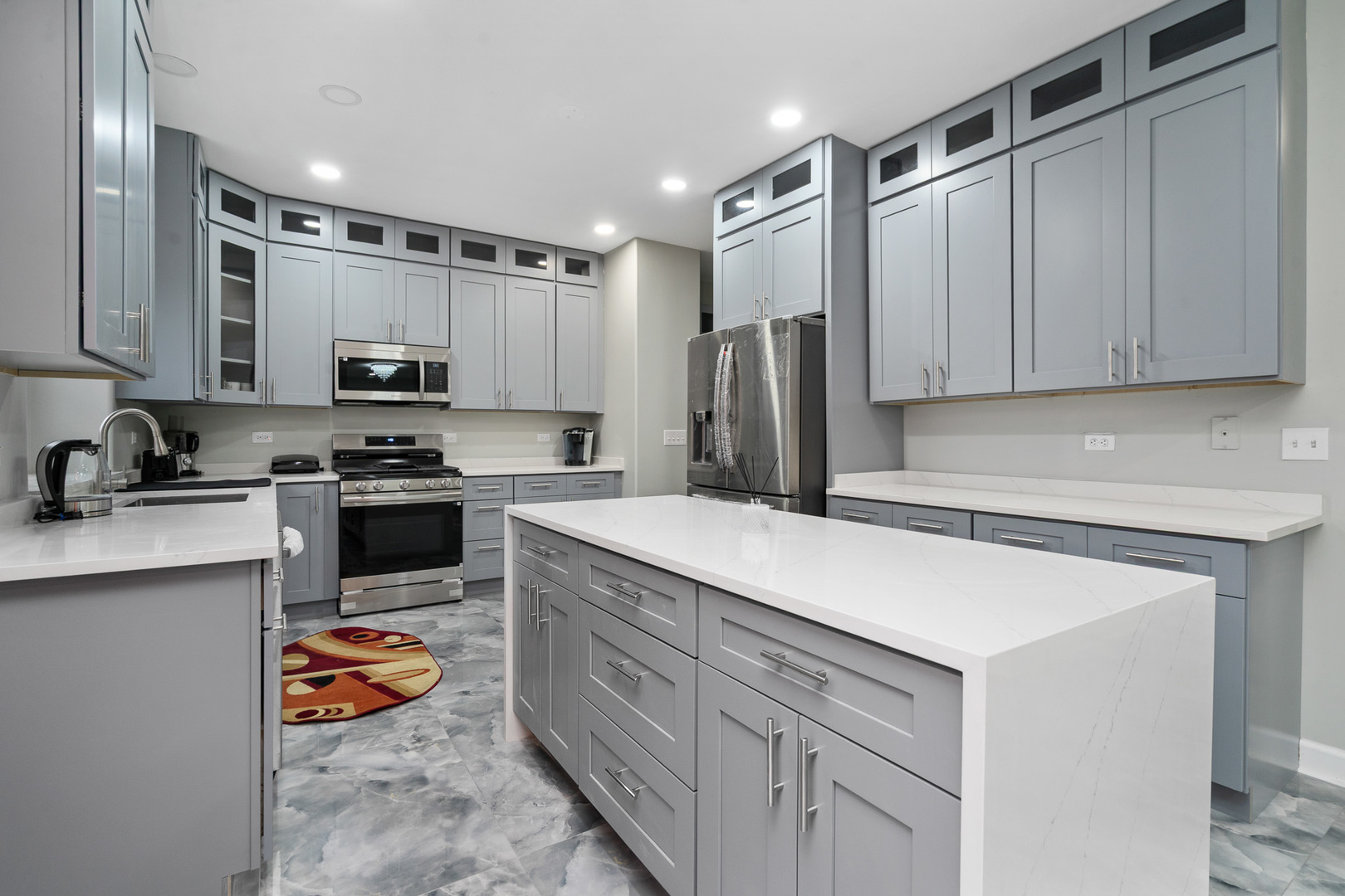 244 Stonegate Road, Bolingbrook, IL 60440