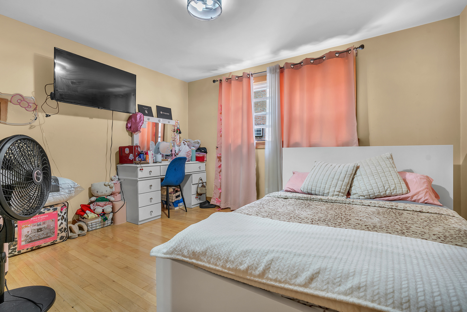 6048 W 79th Street, Burbank, IL 60459