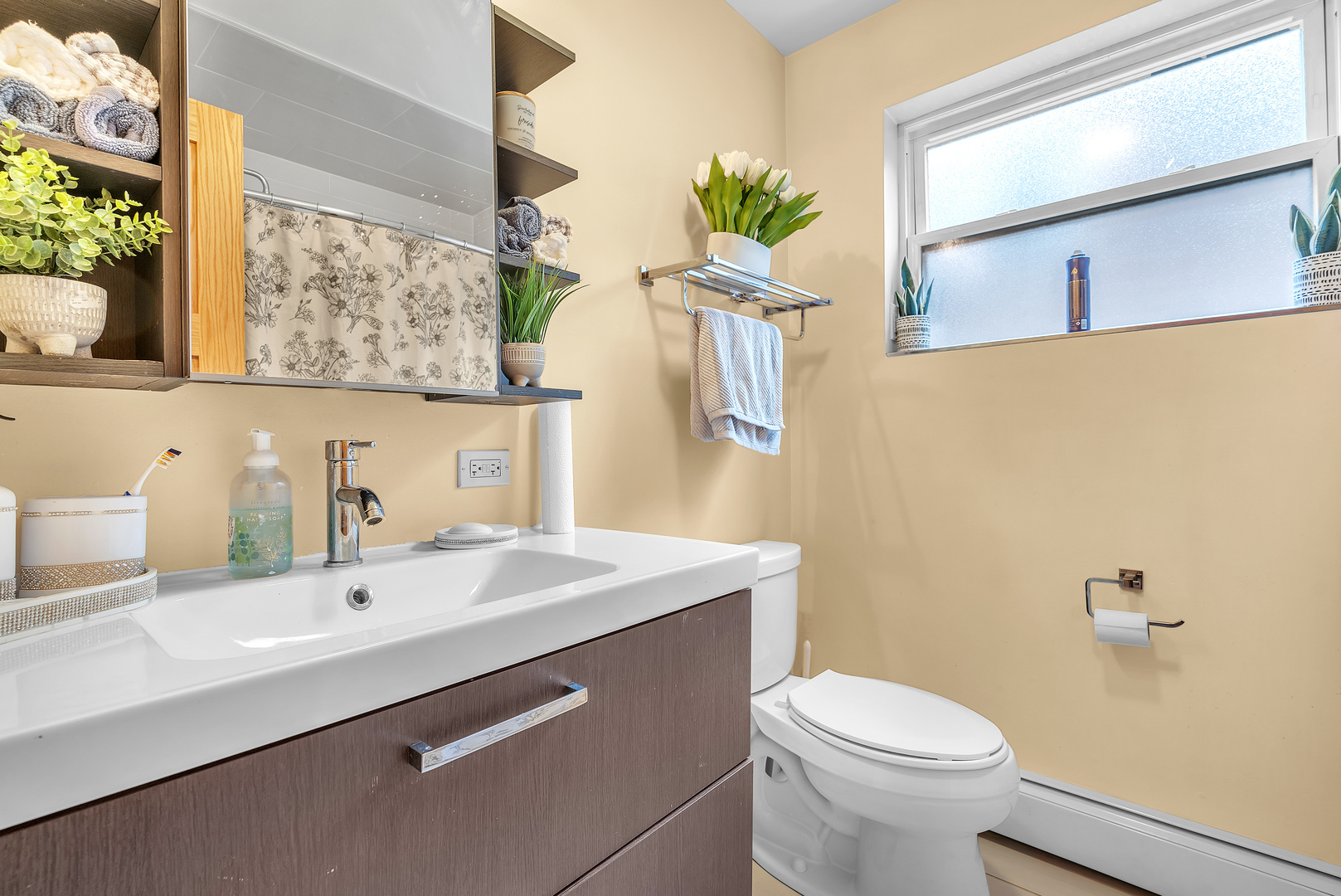 6048 W 79th Street, Burbank, IL 60459