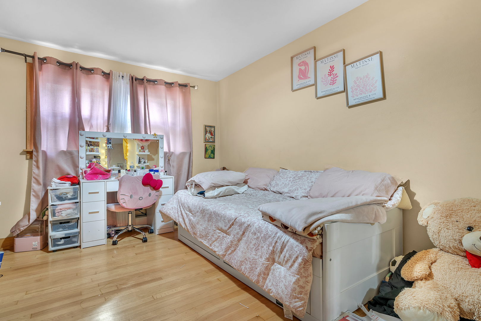 6048 W 79th Street, Burbank, IL 60459