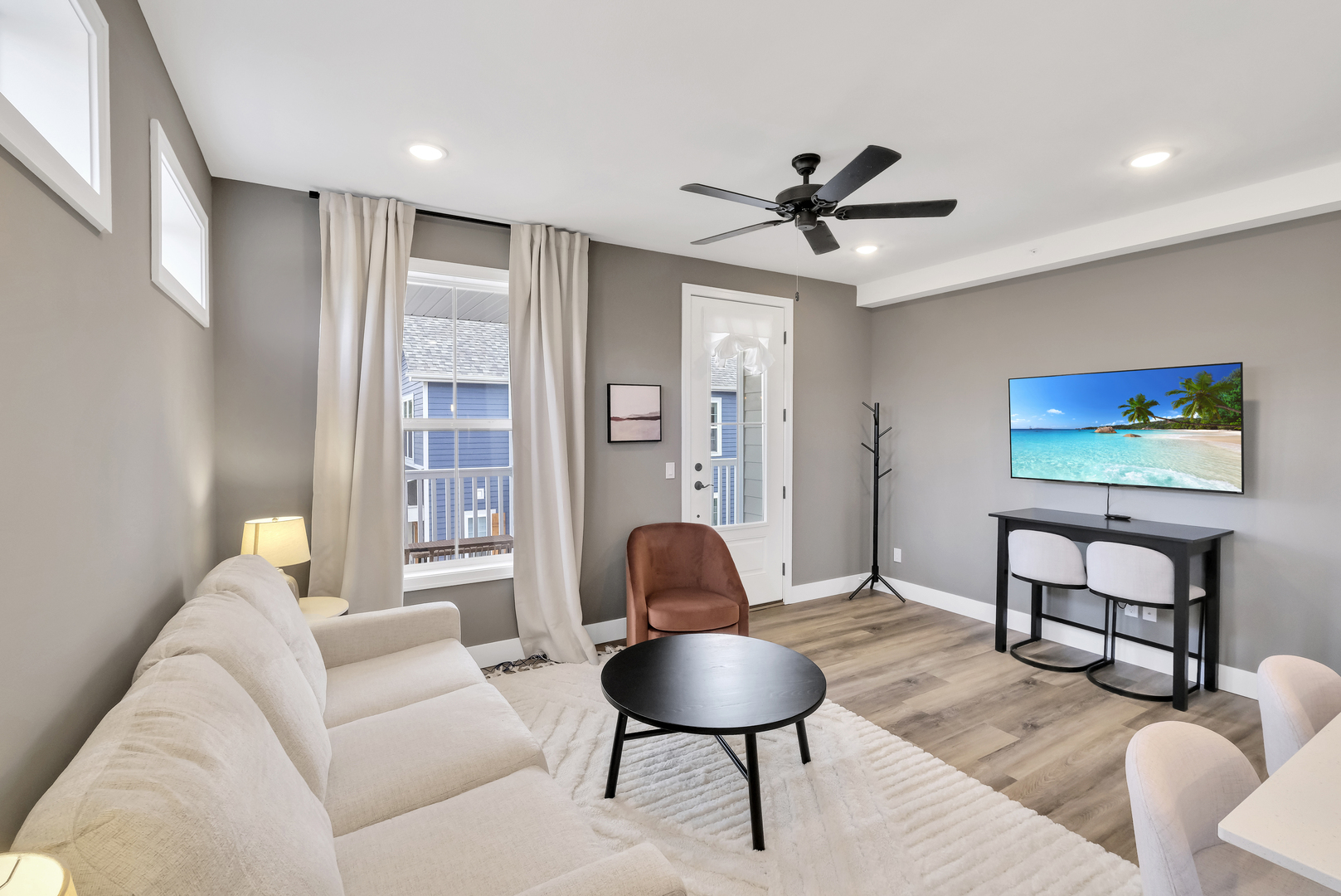 214 Great Loop East Drive #2B, Ottawa, IL 61350