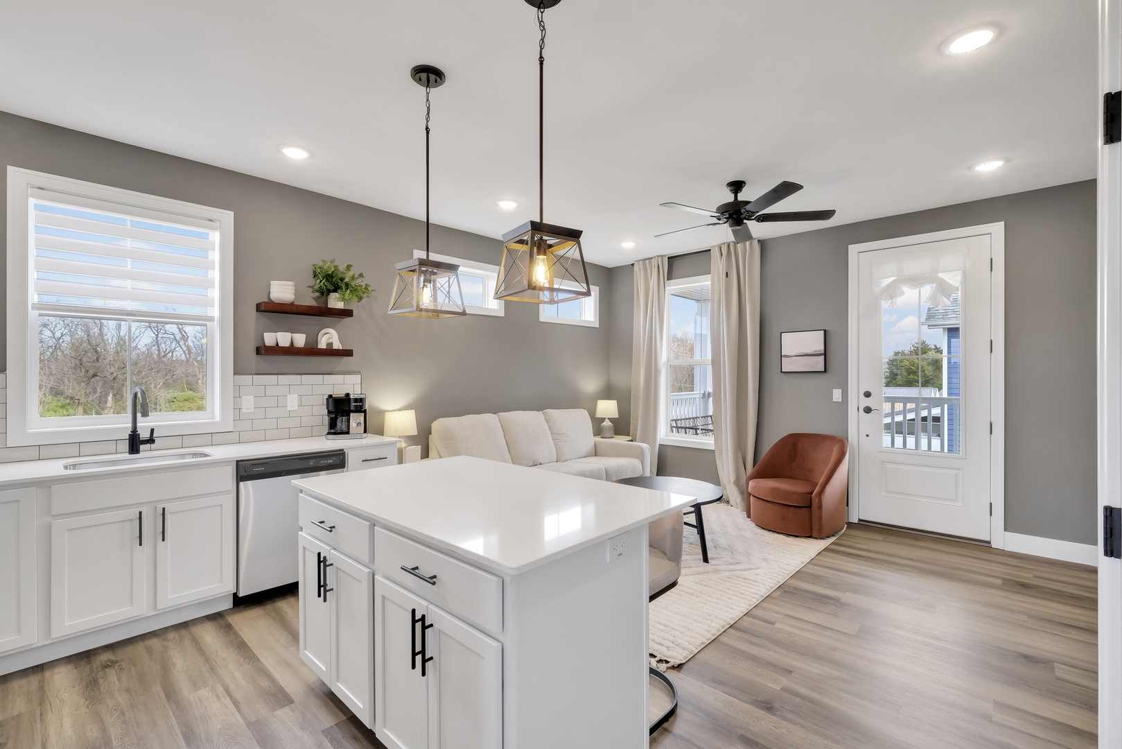 214 Great Loop East Drive #2B, Ottawa, IL 61350