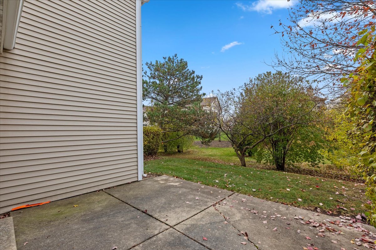 962 Willow Street, Itasca, IL 60143