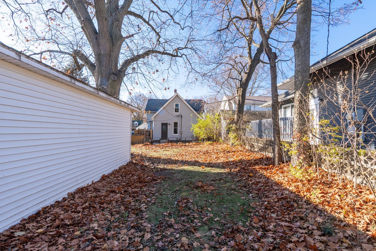 802 S Fell Avenue, Normal, IL 61761