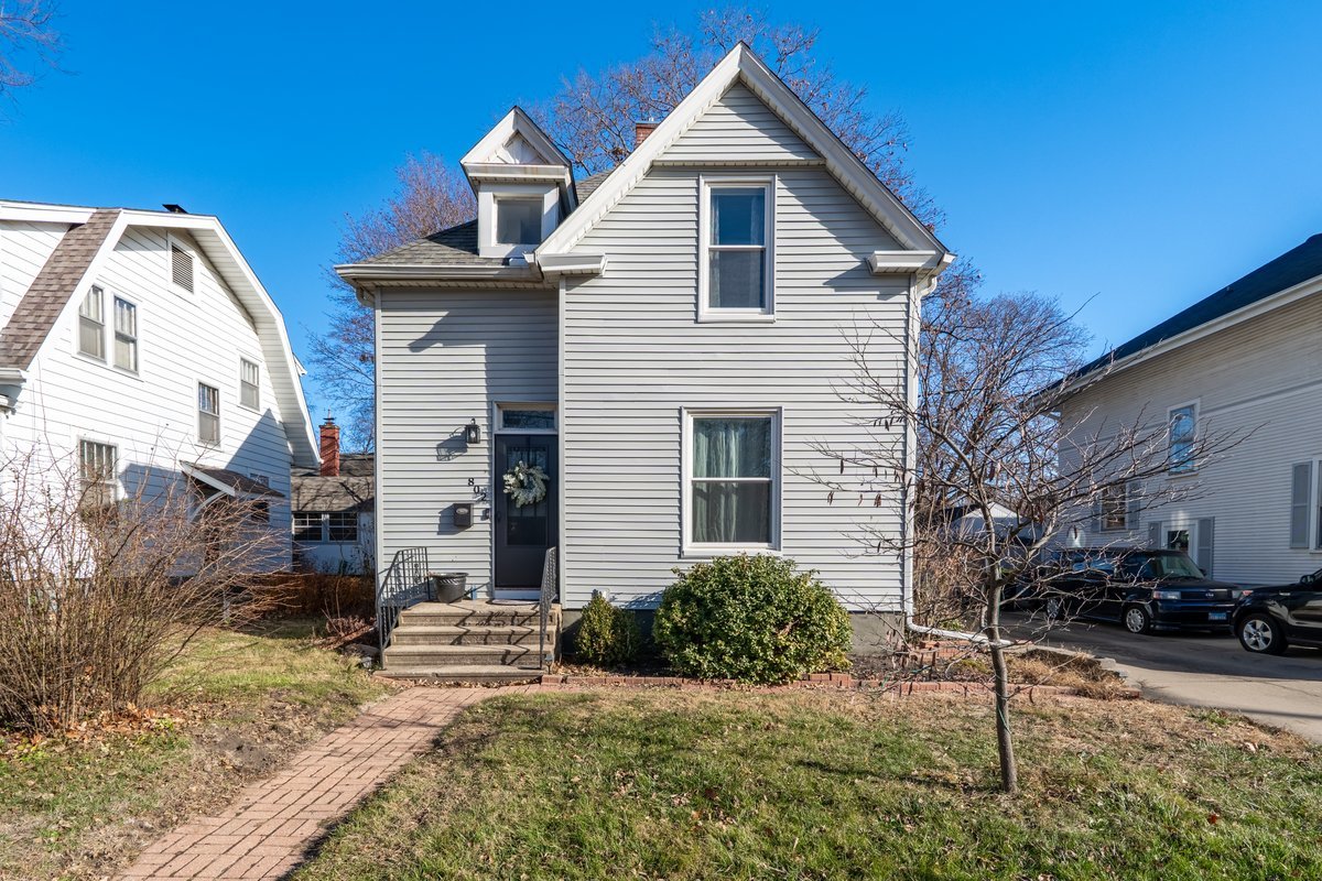 802 S Fell Avenue, Normal, IL 61761