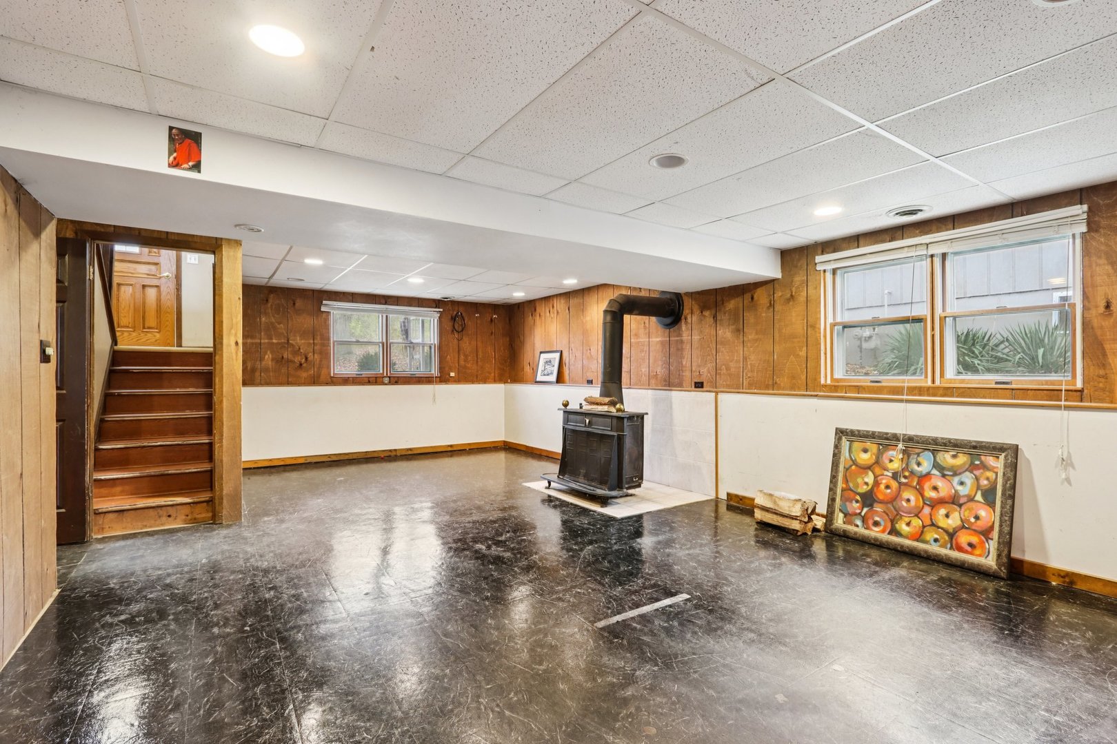 413 Plum Street, Lake In The Hills, IL 60156