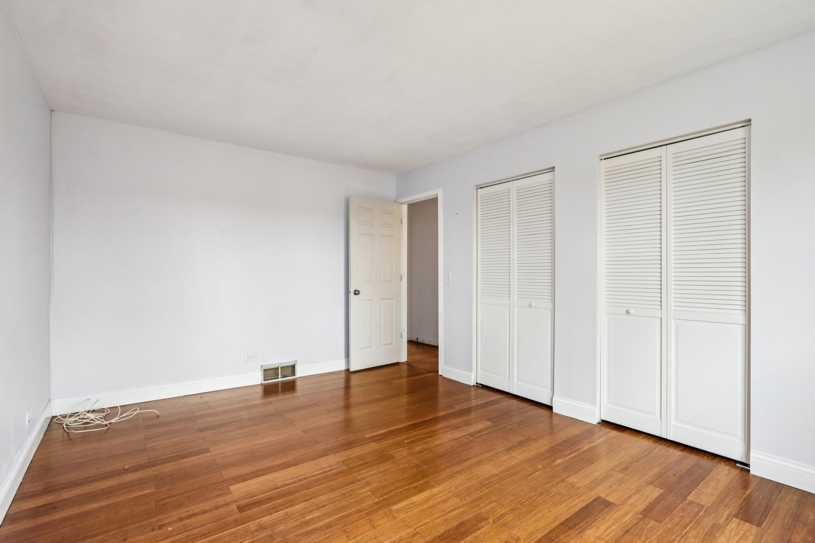 413 Plum Street, Lake In The Hills, IL 60156