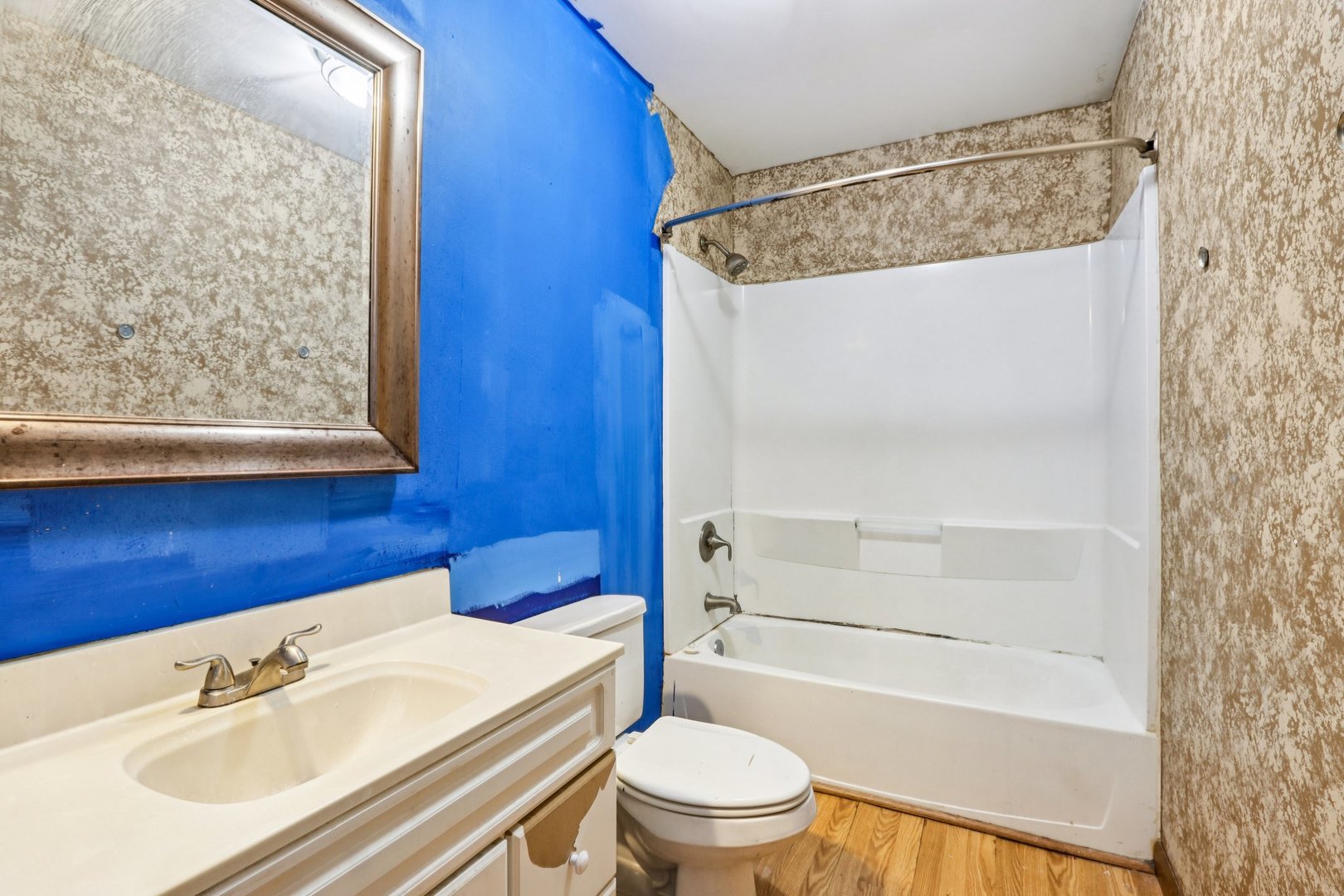 413 Plum Street, Lake In The Hills, IL 60156