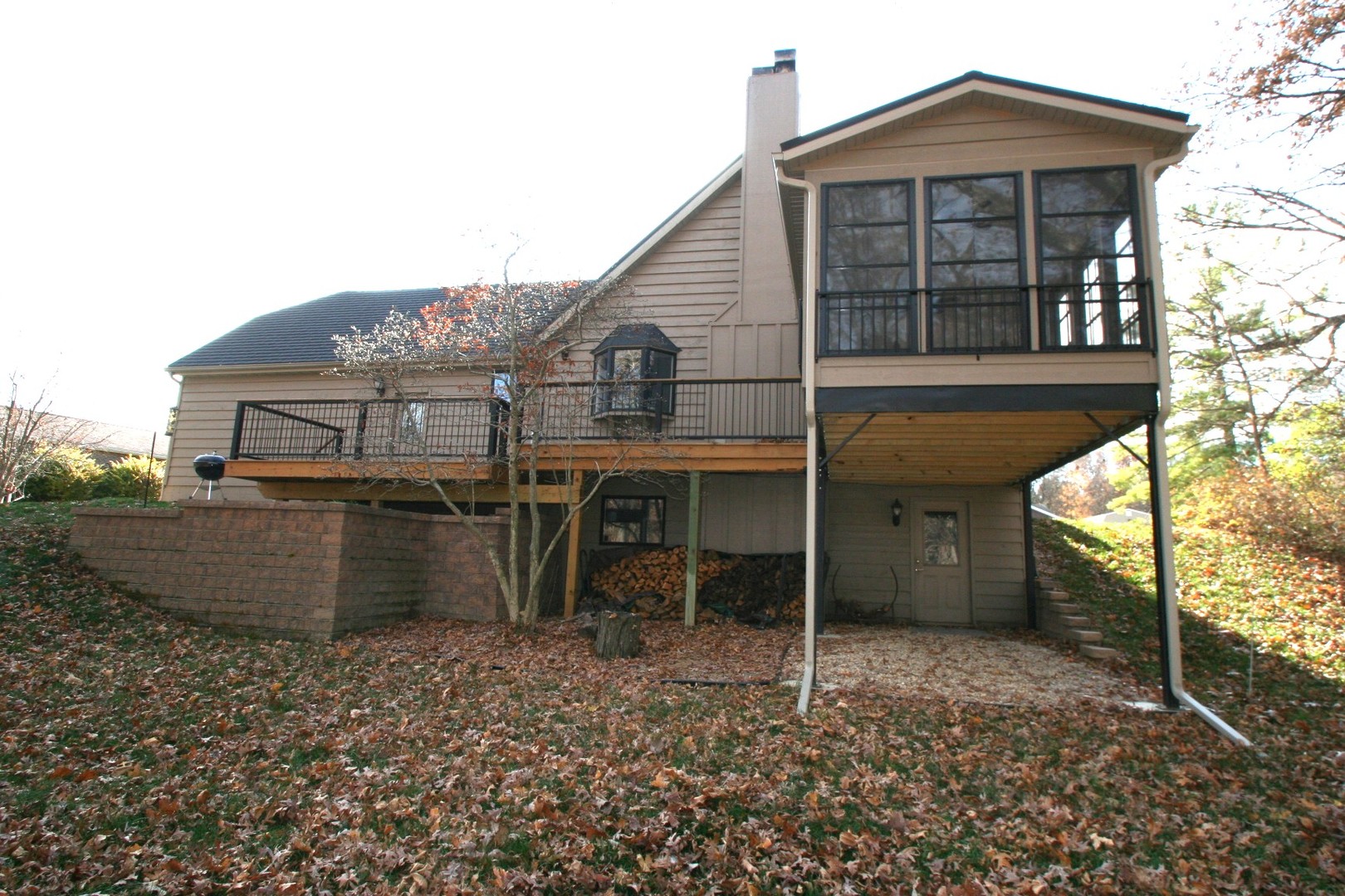 29976 Woodfield Drive, Mackinaw, IL 61755