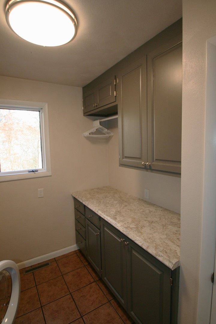 29976 Woodfield Drive, Mackinaw, IL 61755