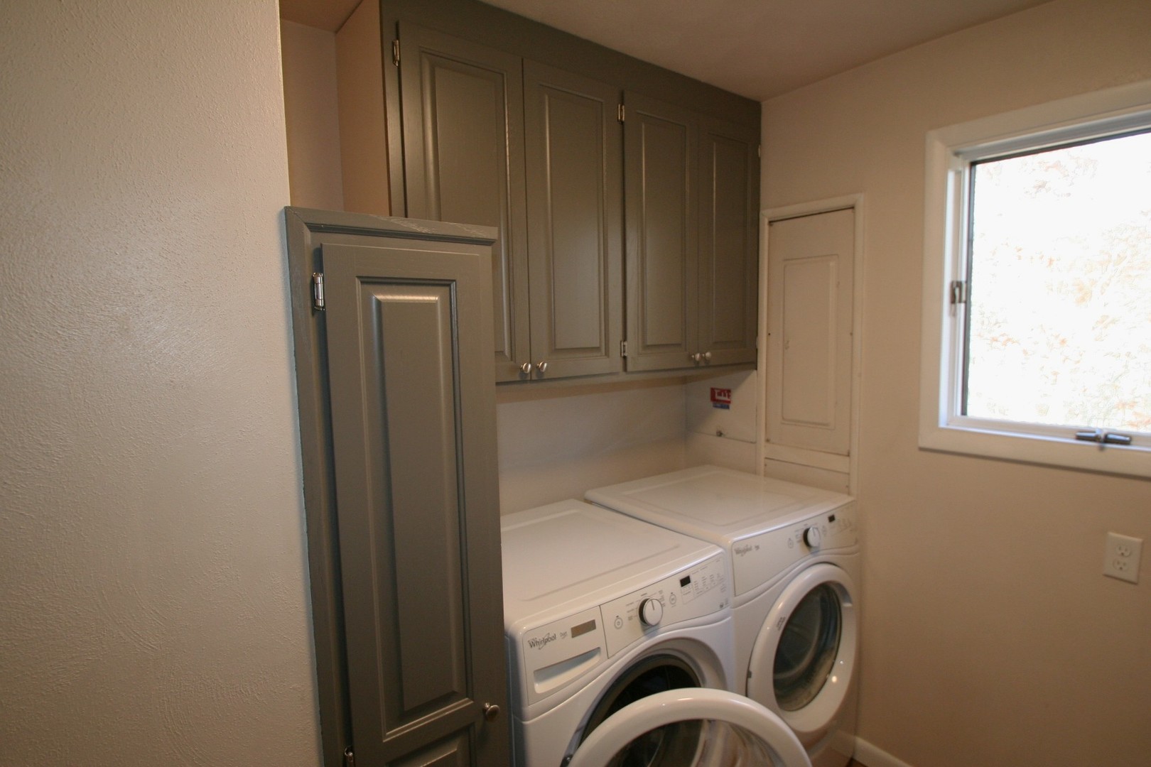 29976 Woodfield Drive, Mackinaw, IL 61755