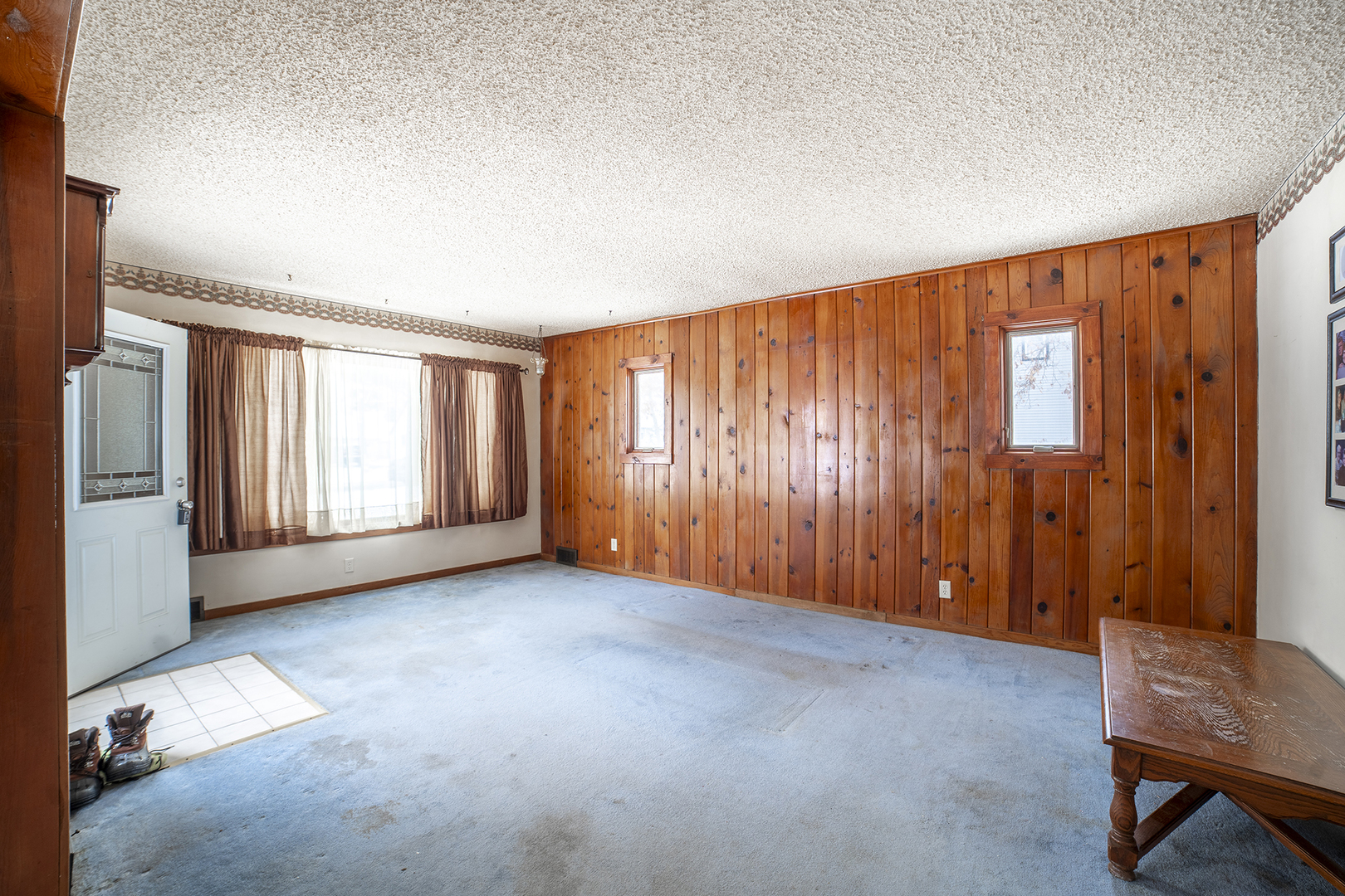 1348 Hinckley Street, Montgomery, IL 60538