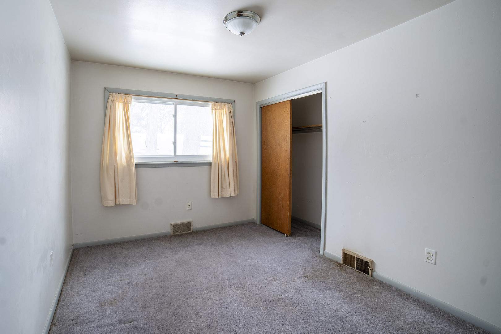 1348 Hinckley Street, Montgomery, IL 60538