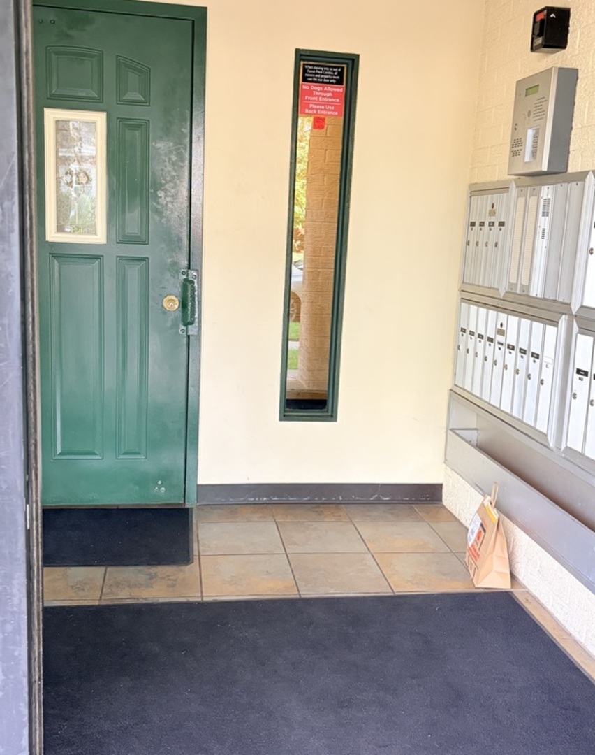 310 Lathrop Avenue #307, Forest Park, IL 60130