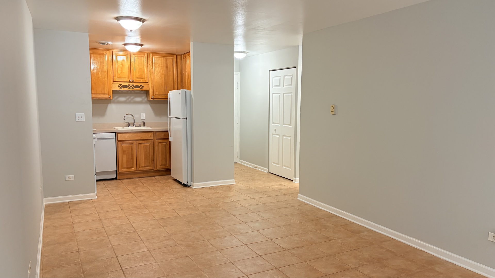 310 Lathrop Avenue #307, Forest Park, IL 60130