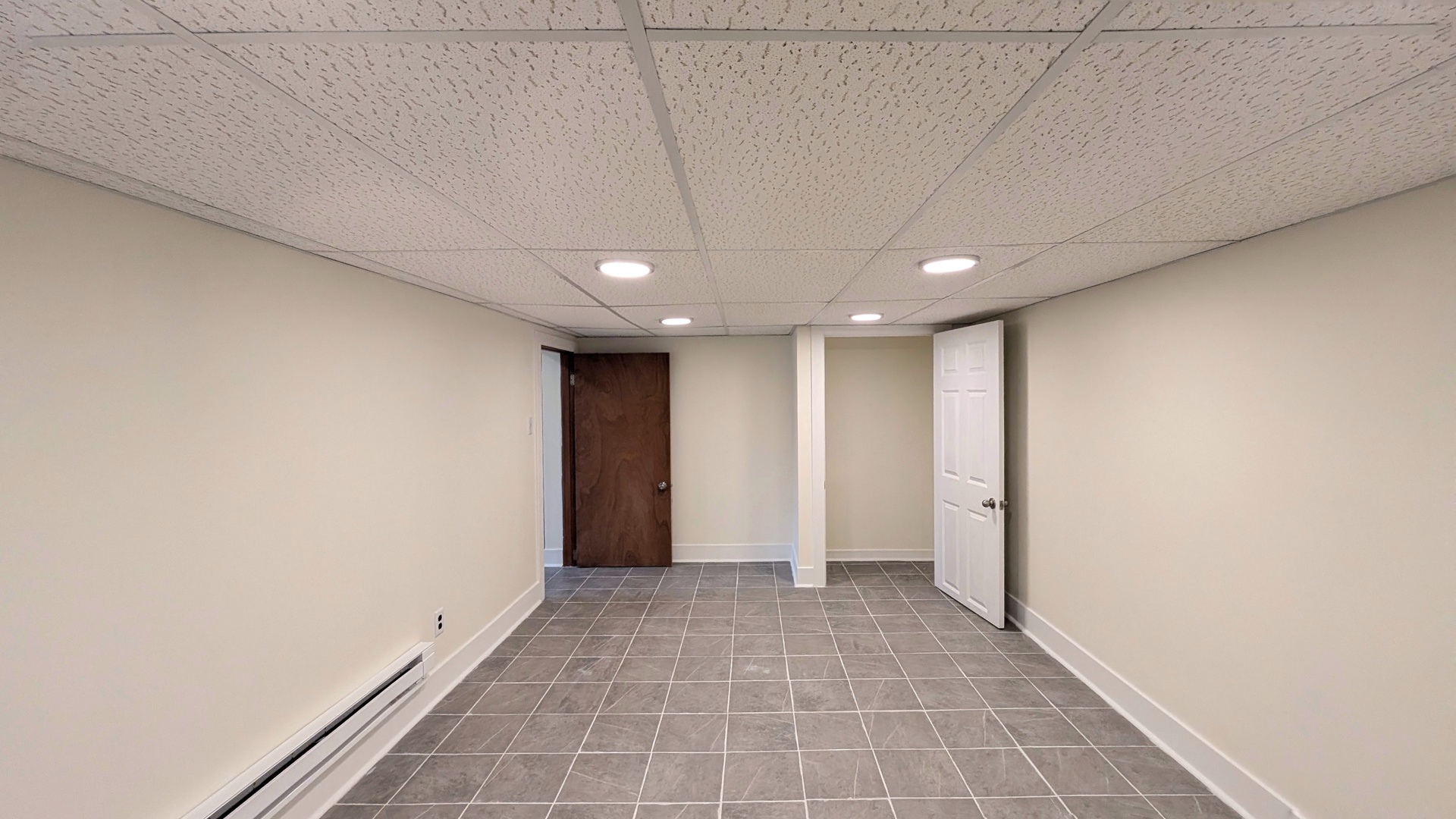 607 Walnut Street #5, Lemont, IL 60439